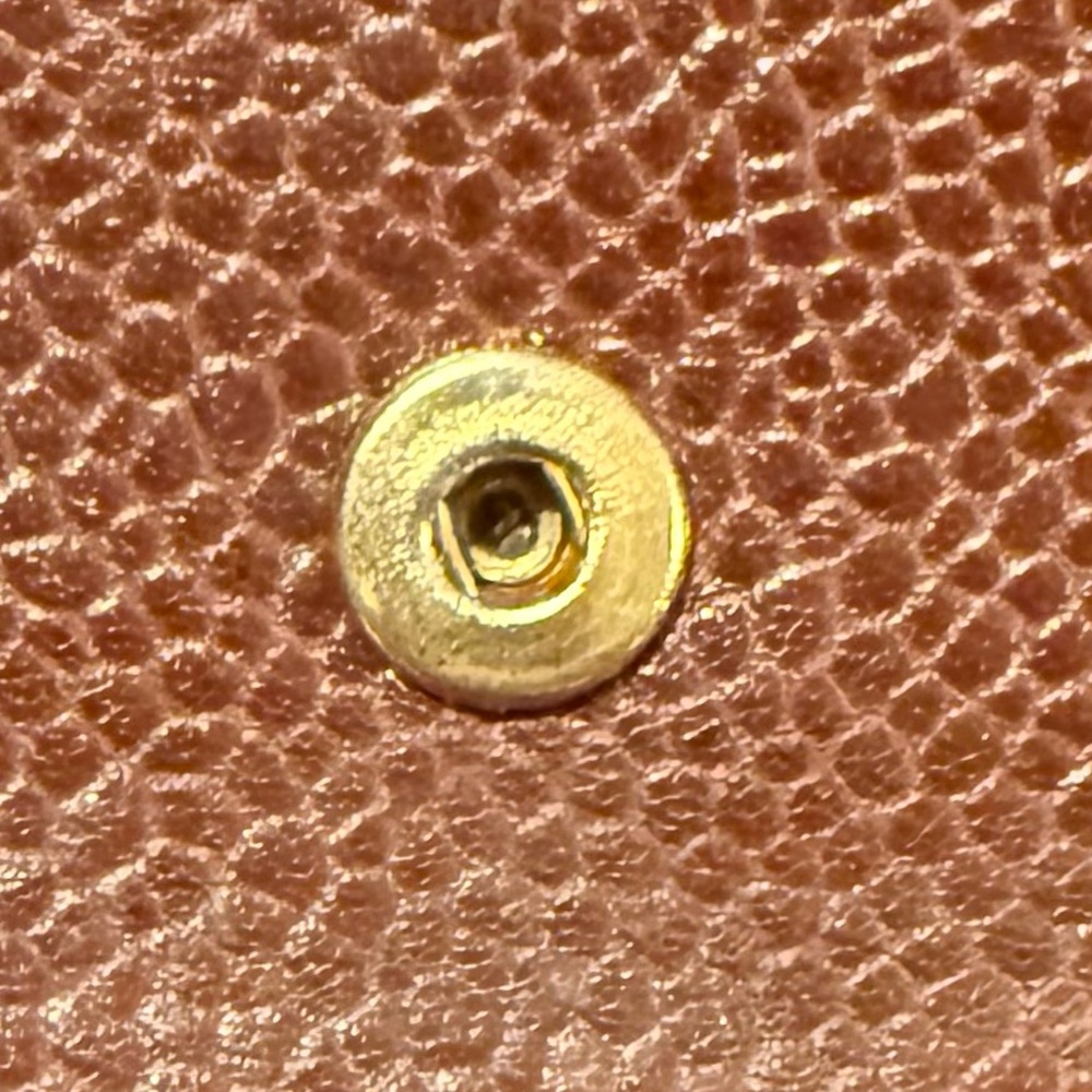 CHANEL Vintage Bi-Fold Caviar Flap Leather Wallet - Picture 10 of 16